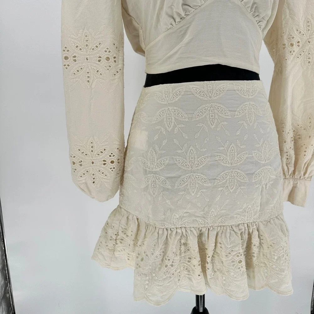 Express 2 Pc Ivory Embroidered Eyelet Ruffle Mini Skirt Cropped Scalloped Top S4
